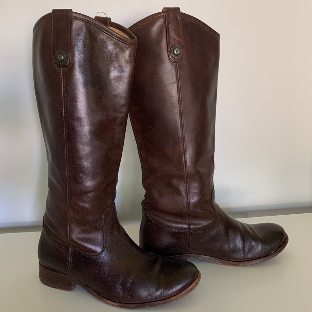 Frye Melissa Button 77167 Equestrian Cognac Leather
Riding Tall Boots